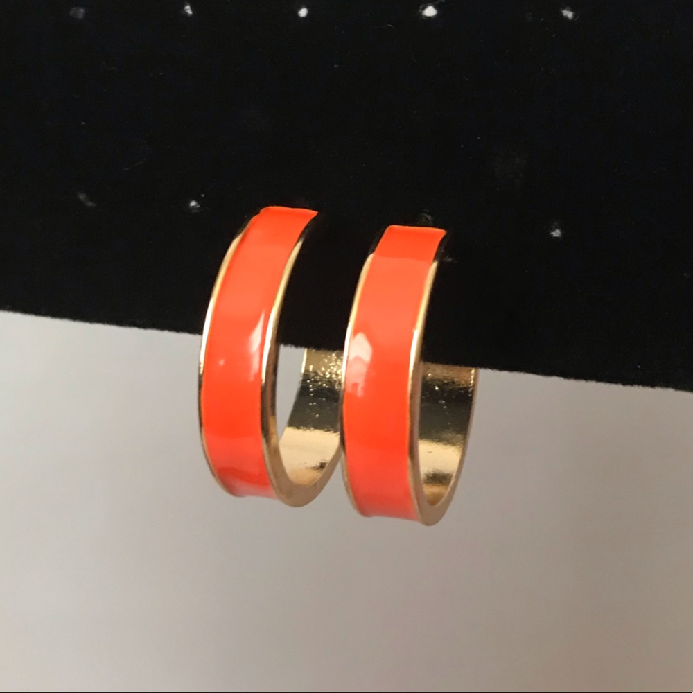 NWT Dillard’s Orange and Gold Hoop Earrings